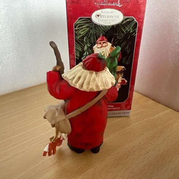 1998 Hallmark Keepsake Ornament MAKING HIS WAY Folk Art Santa Collectors Club - Picture 2 of 2